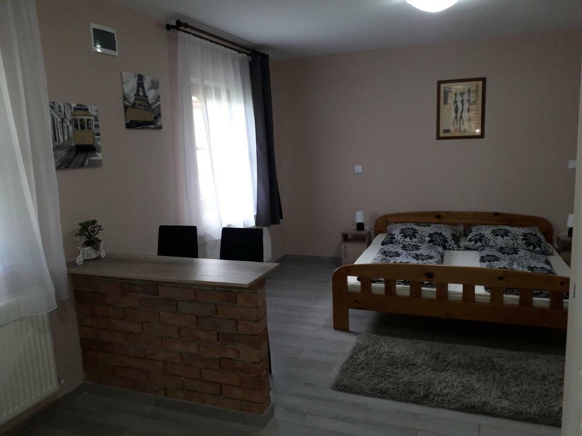 Aquatherma Apartman Sárospatak المظهر الخارجي الصورة